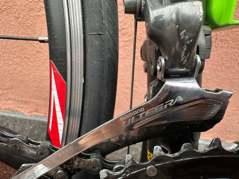 Used Bianchi Sempre Pro Ultegra 2014 2014 Road & Gravel, Black — image 8 of 9