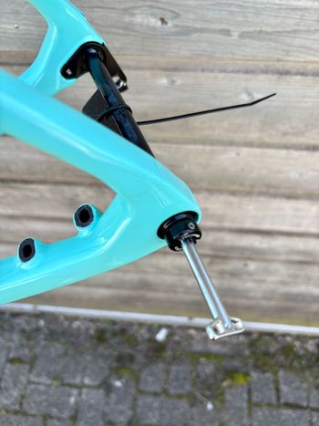 Used Bianchi Specialissima - Dura Ace Di2 2022 Frameset 2022 Road & Gravel — image 6 of 13