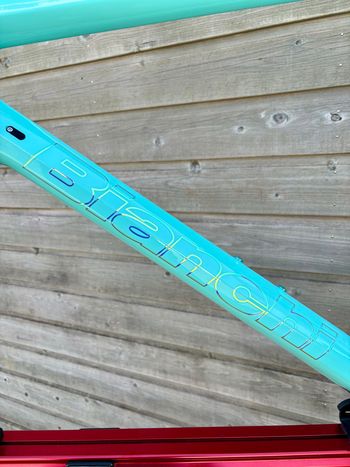 Used Bianchi Specialissima - Dura Ace Di2 2022 Frameset 2022 Road & Gravel — image 13 of 13
