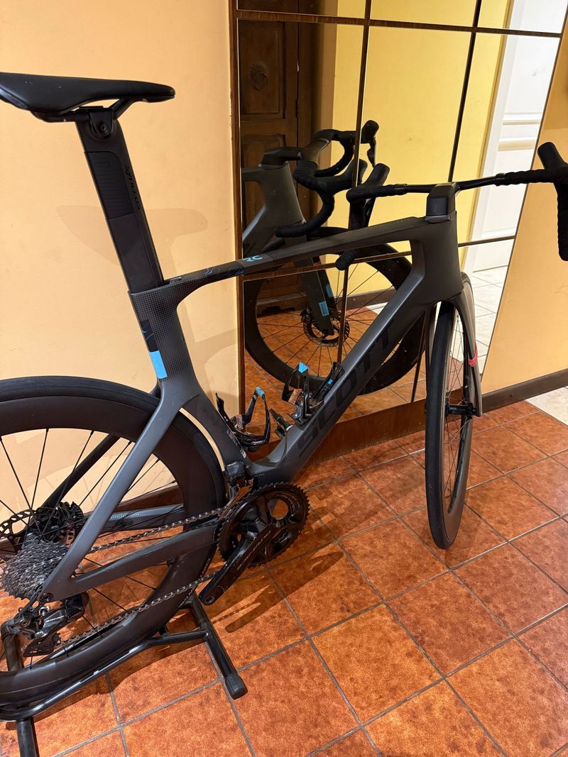Used Scott Foil Shimano Dura Ace Di2 2024 Road & Gravel