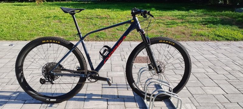 Orbea ALMA H10-EAGLE 2022 2022 Mountainbike de segunda mano, Azul — imagen 2 de 6