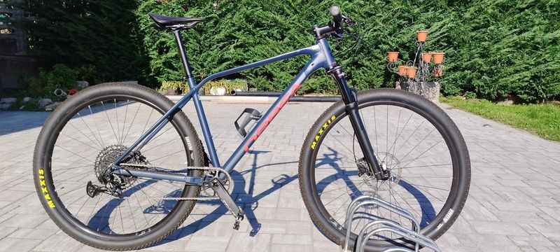 Orbea ALMA H10-EAGLE 2022 2022 Mountainbike de segunda mano, Azul — imagen 1 de 6