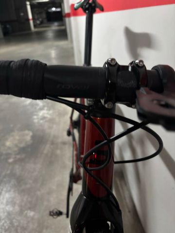 Used Basso Palta Custom Shimano GRX 2022 Road & Gravel, Red — image 7 of 14