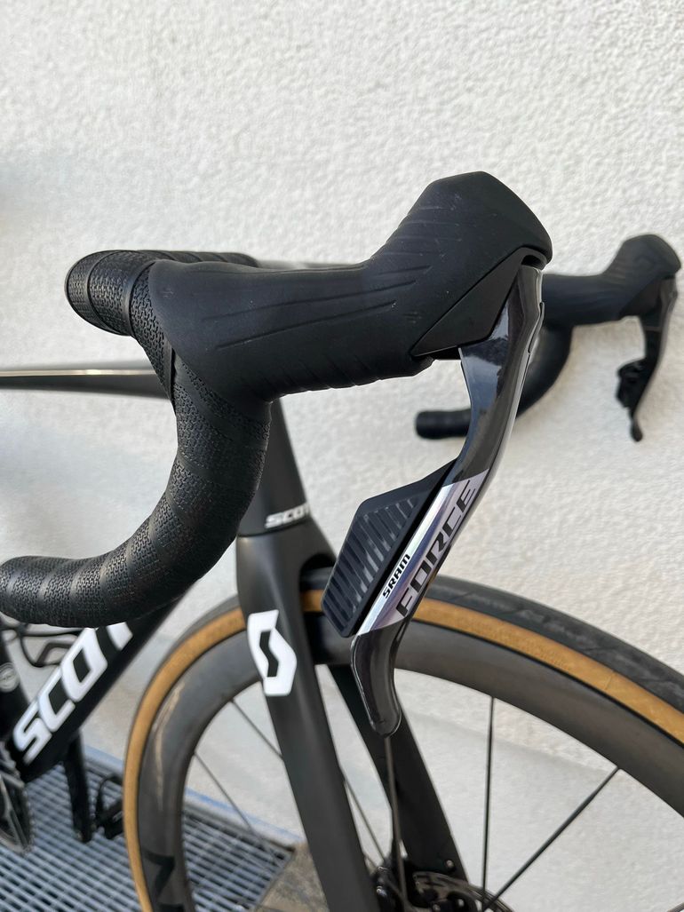 Used Scott Addict RC SRAM Red eTap AXS 2023 Road & Gravel, Black — image 7 of 9