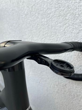 Used Scott Addict RC SRAM Red eTap AXS 2023 Road & Gravel, Black — image 6 of 9