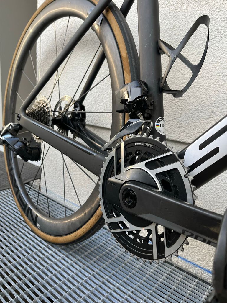 Used Scott Addict RC SRAM Red eTap AXS 2023 Road & Gravel, Black — image 3 of 9