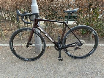 Megamo, Raise 04 AXS 2024 Limited Edition Alpha Red