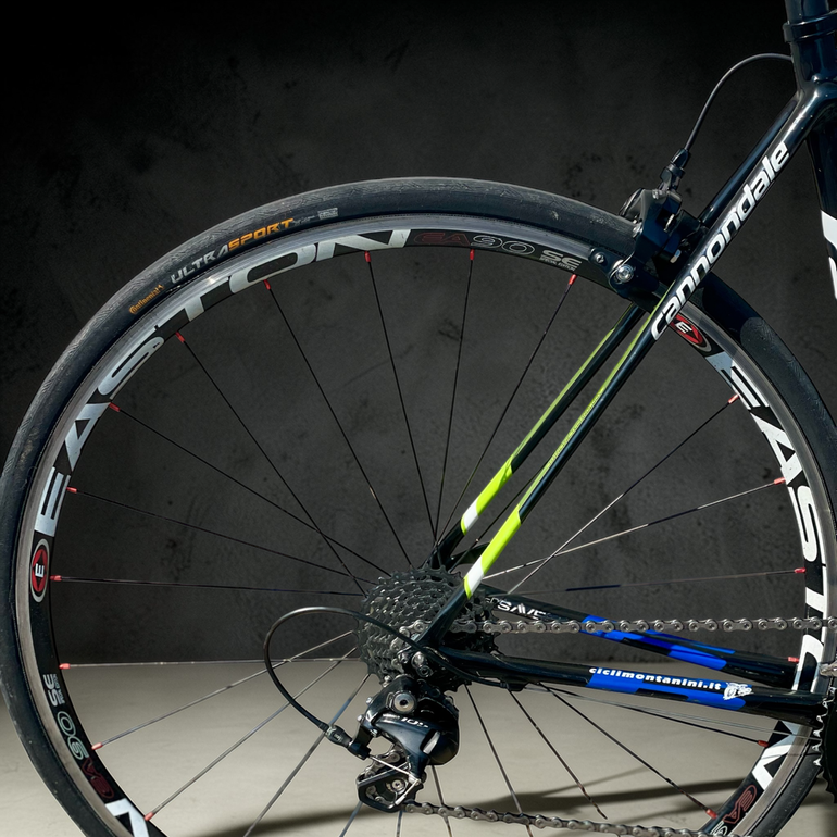 Used Cannondale Supersix Shimano 105 2013 Road & Gravel, Black — image 8 of 9