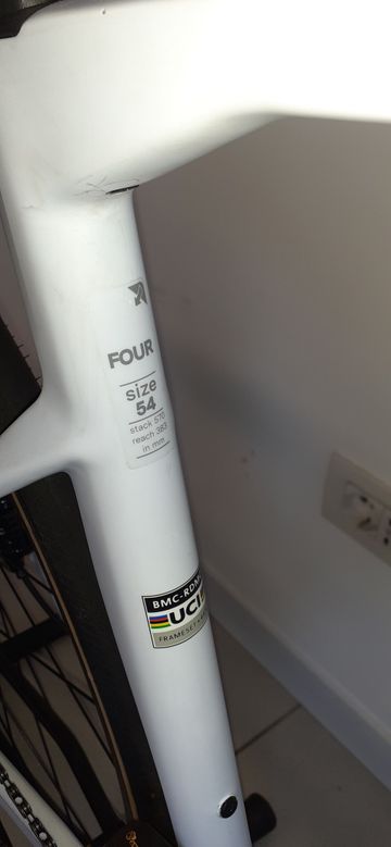 Used BMC Roadmachine FOUR 2024 2024 Road & Gravel, White — image 7 of 7
