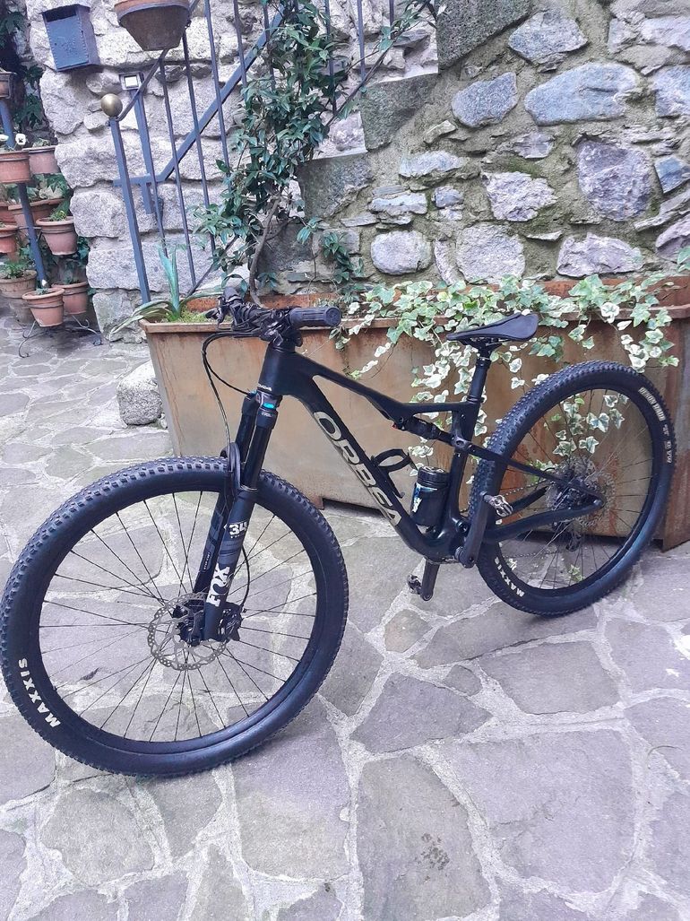 Used Orbea Oiz Shimano SLX 2024 Mountainbike — image 10 of 12