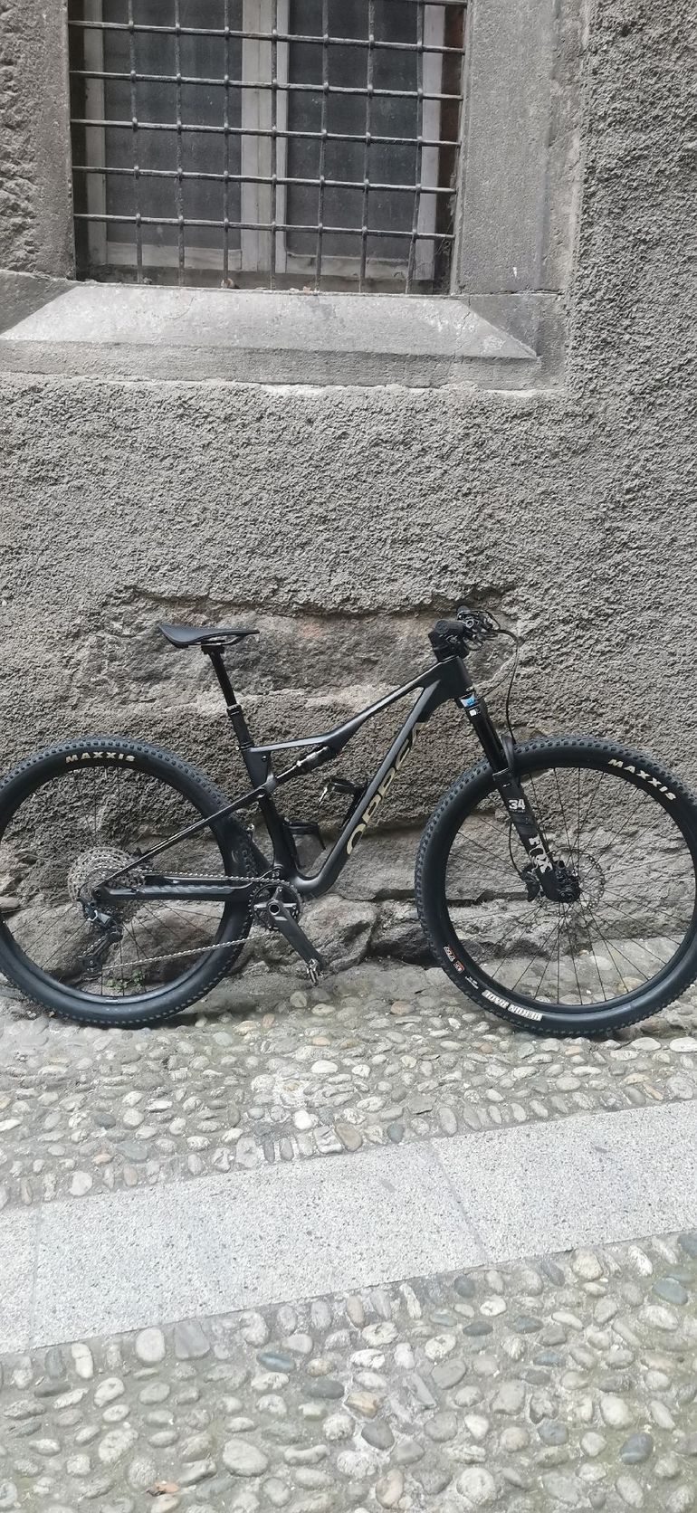 Used Orbea Oiz Shimano SLX 2024 Mountainbike — image 4 of 12