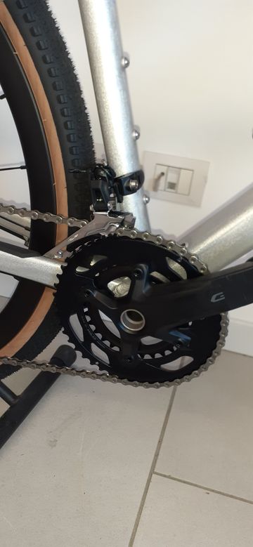 Bmc Urs Two 2025 Road & Gravel usato, Grigio chiaro — immagine 7 di 8