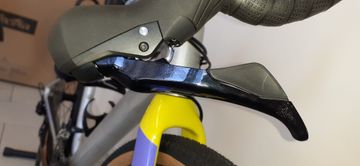 Bmc Urs Two 2025 Road & Gravel usato, Grigio chiaro — immagine 4 di 8