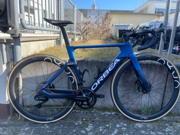 Orbea ORCA AERO M10iLTD 2024 2024 Road & Gravel de segunda mano