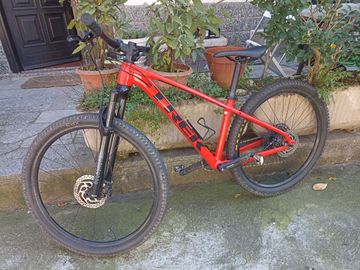 Used Trek X-Caliber 8 2018 2018 Mountainbike, Red, 27.5, 29 — image 5 of 22