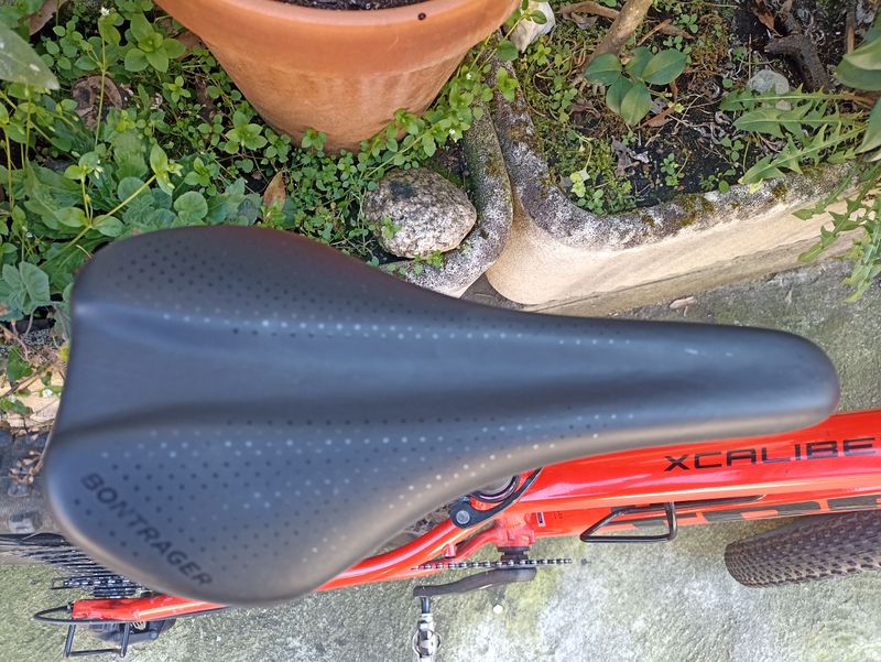 Used Trek X-Caliber 8 2018 2018 Mountainbike, Red, 27.5, 29 — image 20 of 22