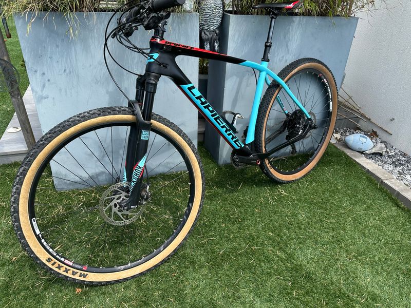 Used Lapierre Prorace Shimano Deore XT 2017 Mountainbike, Blue — image 2 of 12
