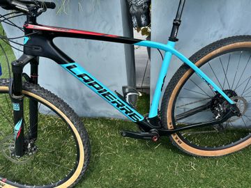 Used Lapierre Prorace Shimano Deore XT 2017 Mountainbike, Blue — image 3 of 12