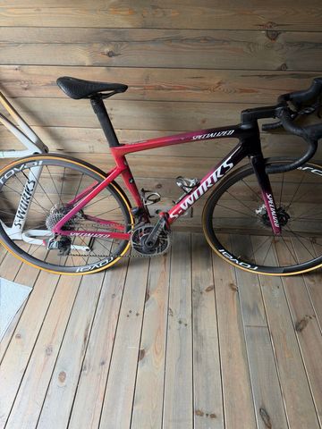 Używany Specialized S-Works Tarmac SL7 - SRAM Red eTap AXS 2023 2023 Road & Gravel