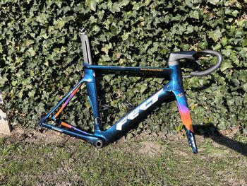 Felt, AR FRD Ultimate RED eTap AXS 2023 Frameset