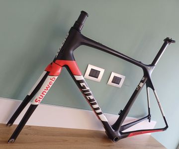 Käytetty Giant TCR Advanced Pro Team 2018 Frameset 2018 Road & Gravel — kuva 3 / 12