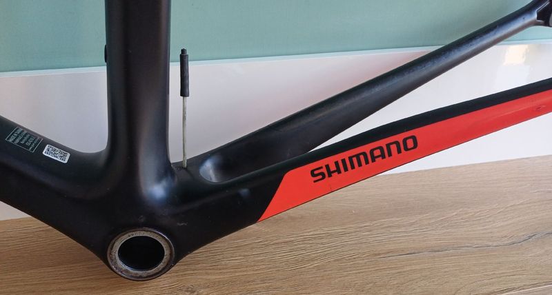 Käytetty Giant TCR Advanced Pro Team 2018 Frameset 2018 Road & Gravel — kuva 7 / 12