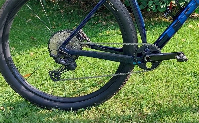 Gebrauchtes Trek Procaliber Shimano Deore XT 2024 Mountainbike, Blau, 29 — Bild 3 von 3