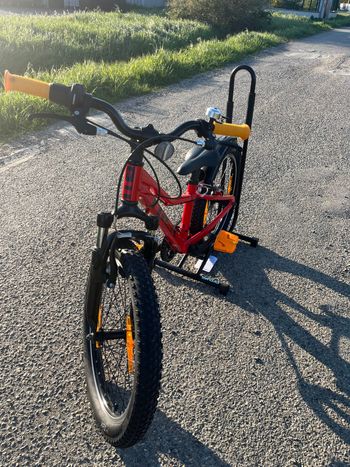 Used Trek Precaliber Shimano Tourney 2026 Youth — image 2 of 5