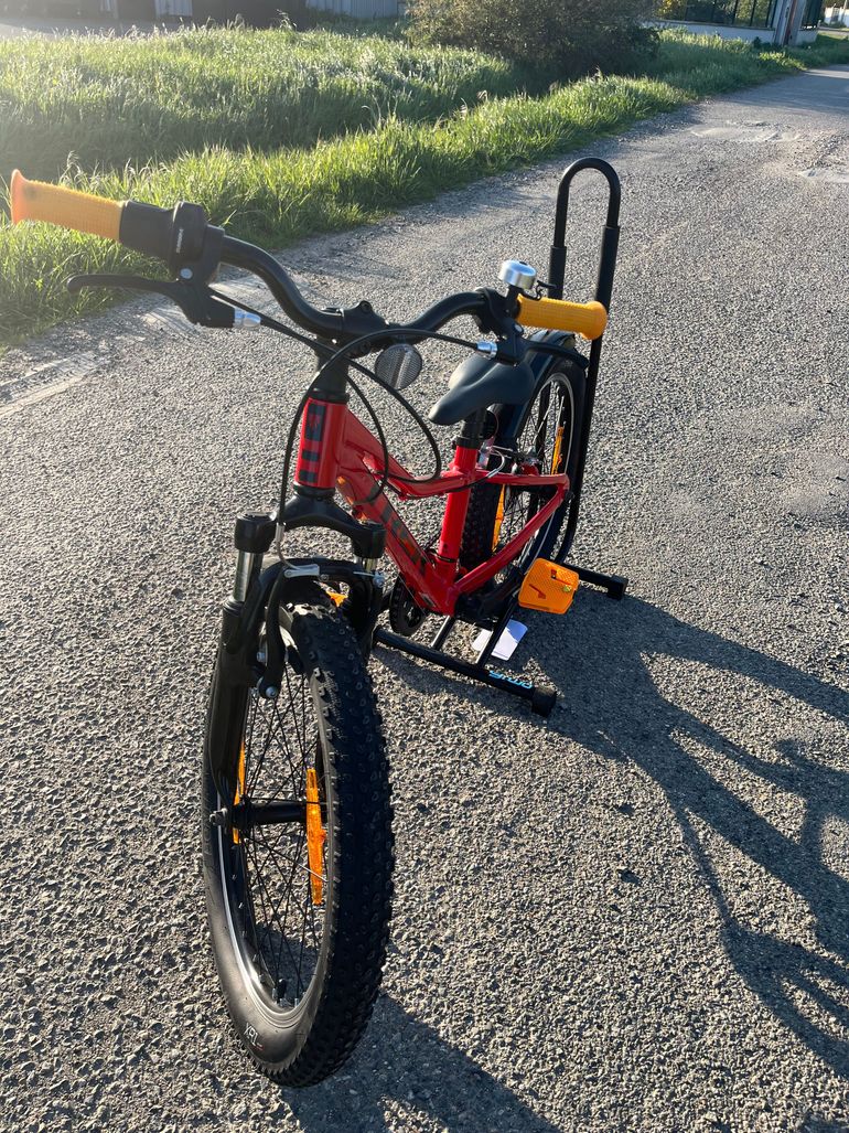 Used Trek Precaliber Shimano Tourney 2026 Youth — image 2 of 5