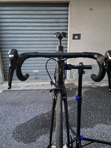 Canyon Ultimate CF SL 8 2022 2022 Road & Gravel de segunda mano, Negro — imagen 6 de 7