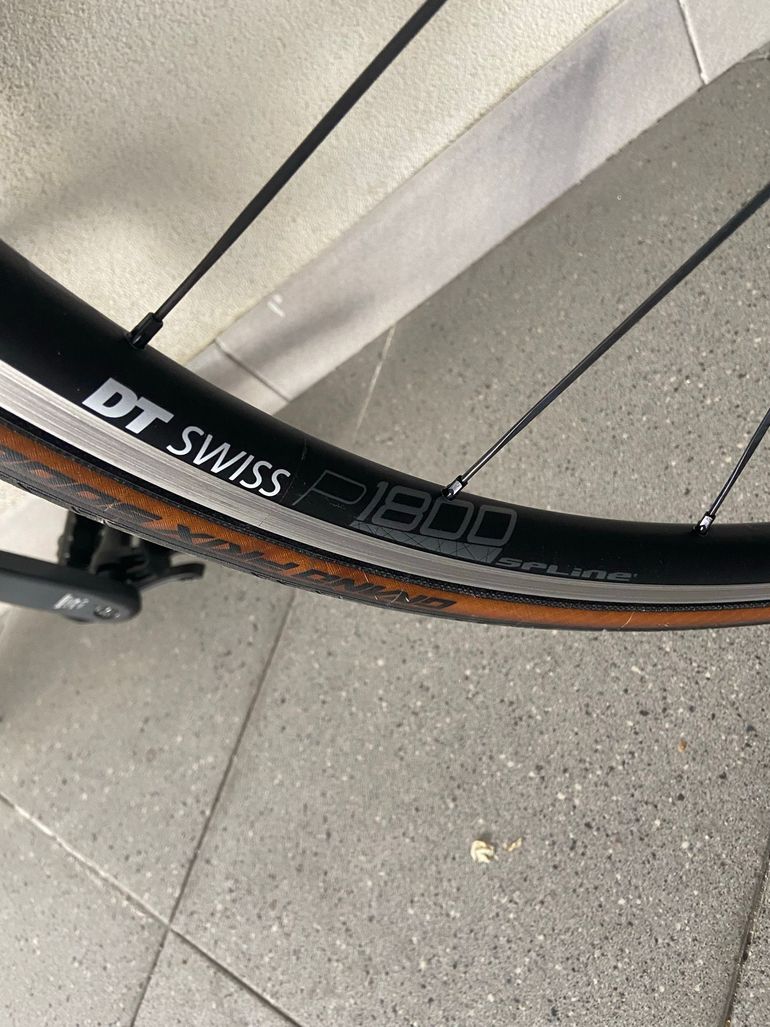 Used Canyon Ultimate CF SL 8 2022 2022 Road & Gravel, Black — image 3 of 11