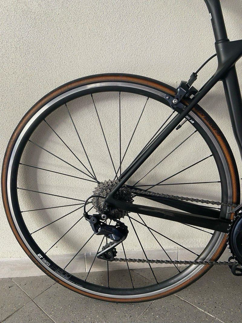 Canyon Ultimate CF SL 8 2022 2022 Road & Gravel de segunda mano, Negro — imagen 7 de 7