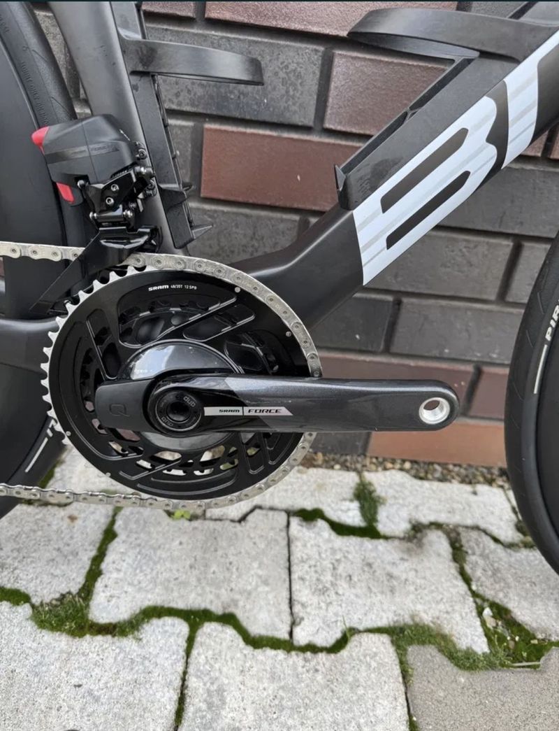 Used BMC Roadmachine SRAM Force eTap AXS 2024 Road & Gravel, Light Gray — image 3 of 3