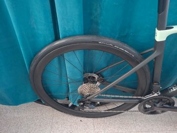 Tweedehands Scott Addict RC Shimano 105 Di2 2026 Road & Gravel — afbeelding 4 van 9