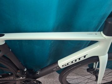 Tweedehands Scott Addict RC Shimano 105 Di2 2026 Road & Gravel — afbeelding 7 van 9