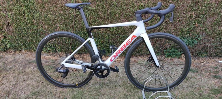 Used Orbea ORCA M31eLTD PWR 2022 2022 Road & Gravel, White — image 5 of 5