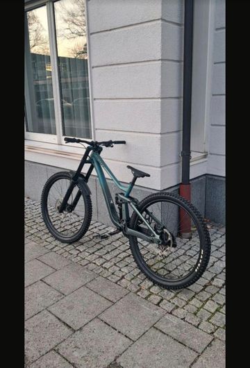 Brugt Scott Gambler 910 2024 2024 Mountainbike — billede 2 af 16