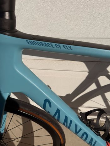 Used Canyon Endurace CF SLX 8 Di2 Aero 2024 2024 Road & Gravel, Blue — image 13 of 14