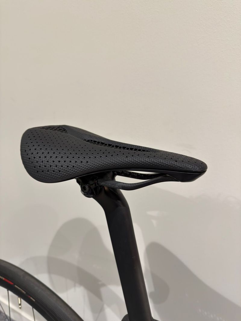 Specialized Roubaix Comp AXS 2021 Road & Gravel usato, Nero — immagine 4 di 5