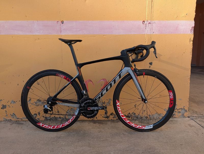 Used Scott Foil Shimano Dura Ace Di2 2016 Road & Gravel