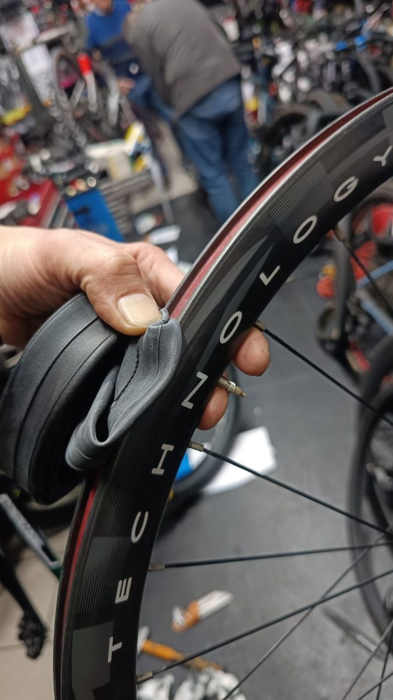 Used Colnago Custom Shimano GRX 2014 Road & Gravel, Black — image 5 of 24