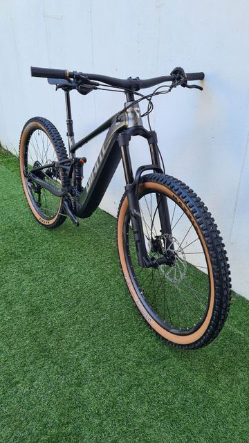 Tweedehands Giant Stance E+ 1 2026 Mountainbike — afbeelding 2 van 6