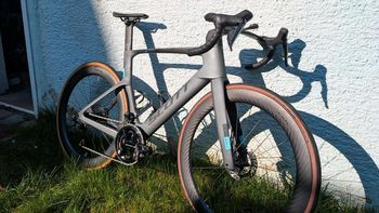 Scott Foil Shimano Dura Ace Di2 2025 Road & Gravel d'occasion — image 4 sur 13