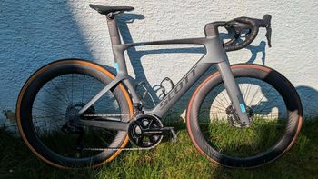 Gebrauchtes Scott Foil Shimano Dura Ace Di2 2025 Road & Gravel