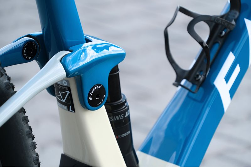 Used Factor LANDO SRAM XX1 Eagle AXS 2023 Mountainbike, Blue — image 7 of 33