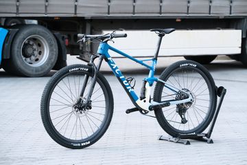 Used Factor LANDO SRAM XX1 Eagle AXS 2023 Mountainbike, Blue — image 11 of 33