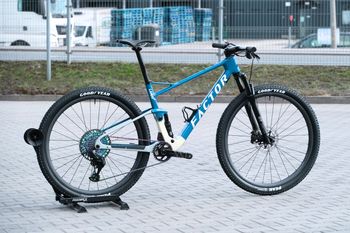 Used Factor LANDO SRAM XX1 Eagle AXS 2023 Mountainbike, Blau — image 24 of 33