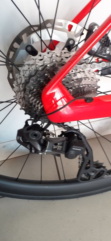 Used BMC Roadmachine 01 AMP TWO 2024 2024 Road & Gravel, Red — image 5 of 9