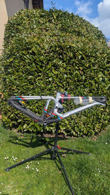 Gebrauchtes Mondraker SUMMUM CARBON RR 2022 Frameset 2022 Mountainbike, Hellgrau, 29 — Bild 1 von 4