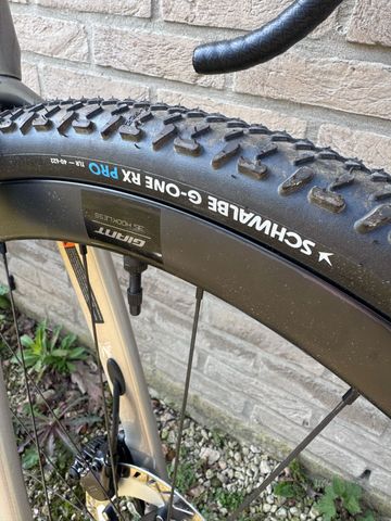 Brugt Giant Defy Advanced SL 1 2024 2024 Road & Gravel — billede 5 af 5